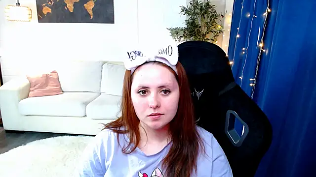 Hennessy_bunny webcam