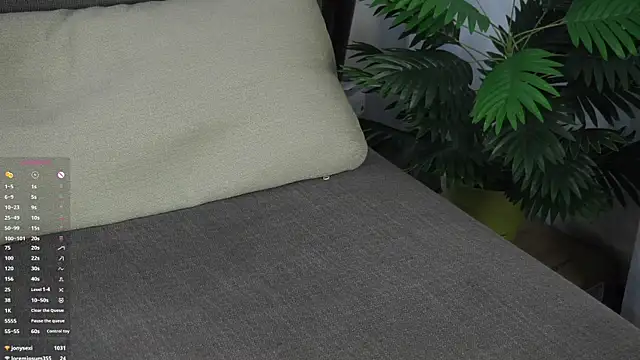 ClarineCasebolt webcam