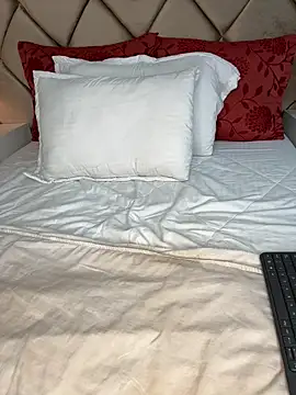 AngelinaDuvall webcam