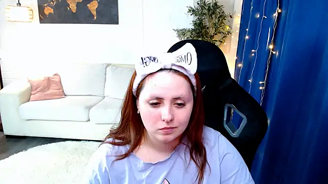 Hennessy_bunny webcam