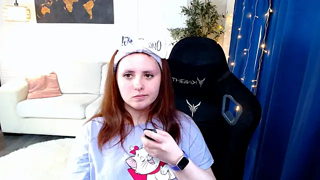 Hennessy_bunny webcam