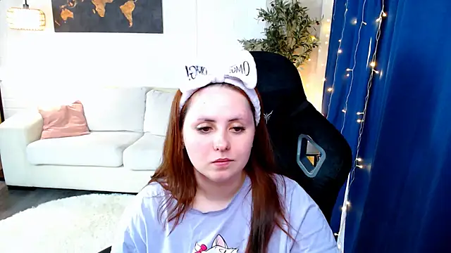 Hennessy_bunny webcam