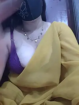 Webcam Model (Saanvi-Sen)  is live.Free join now!