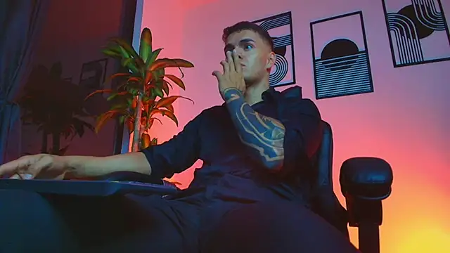 ALPHA_DOMINUS_ webcam