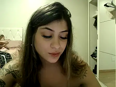 Becca_B webcam