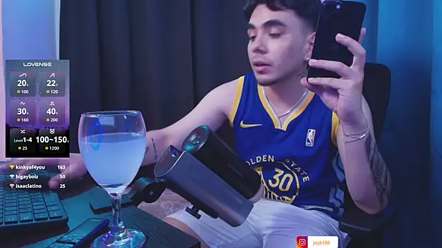 Guccy_Boy_Club webcam