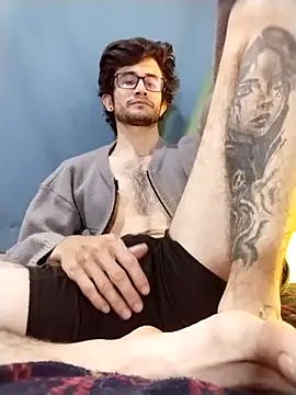 Loggan_donnelly webcam