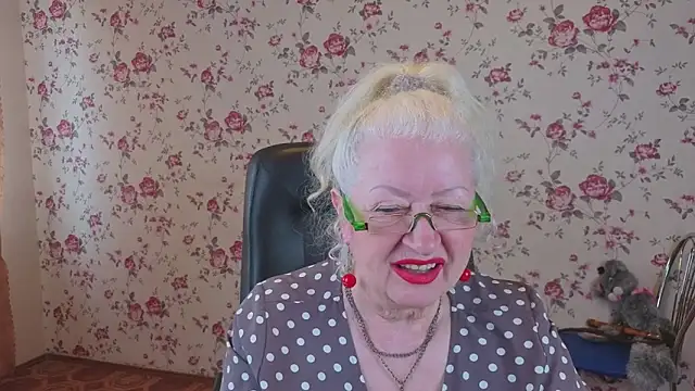 Maya_Mayflower webcam