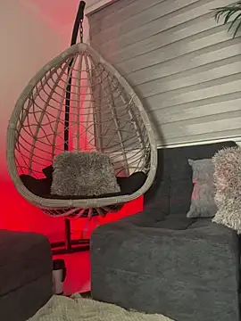 Samantha_Bernardo's Stripchat show and profile