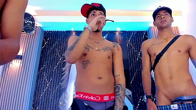 the_knights_of_the_night_ webcam