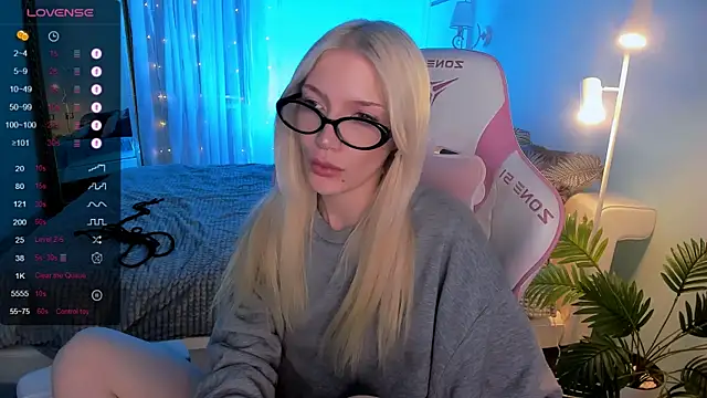 anyataylor_ - AnyaTaylor_'s free webcam - UK Sex Cams