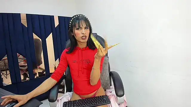 Aisha_hotts777 webcam