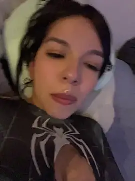 babyakem (F young) - hi akem uwu