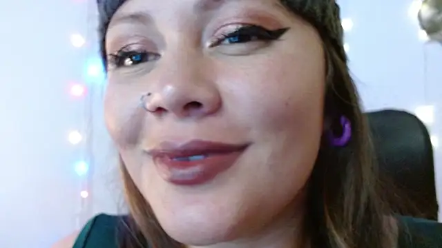 miss_evoleth2 webcam