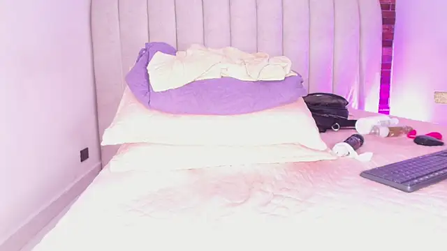 _ebony-queen_ webcam