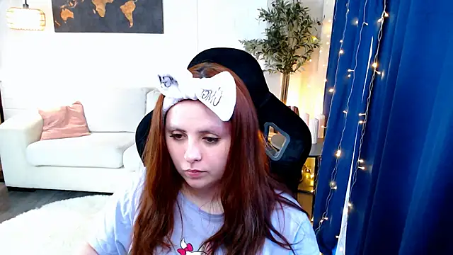 Hennessy_bunny webcam