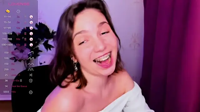 KindHazelHere_ webcam