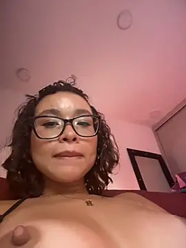 Hips_hannah webcam