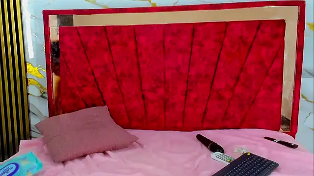 tiana_hots - Tiana_hots's free webcam - UK Sex Cams