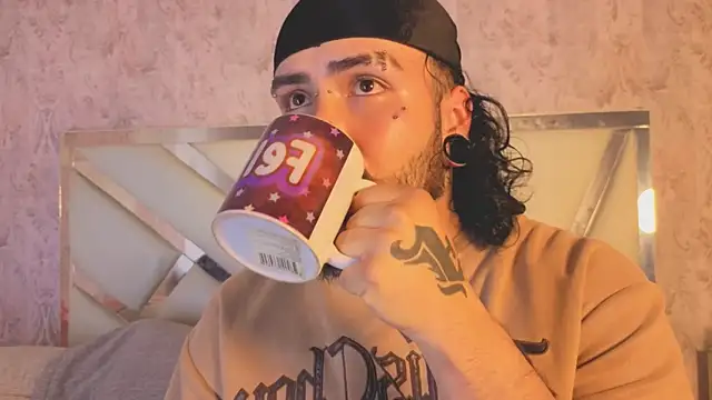 Benny_and_Mark webcam