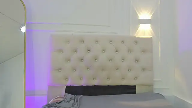 charlotte_dante212 webcam