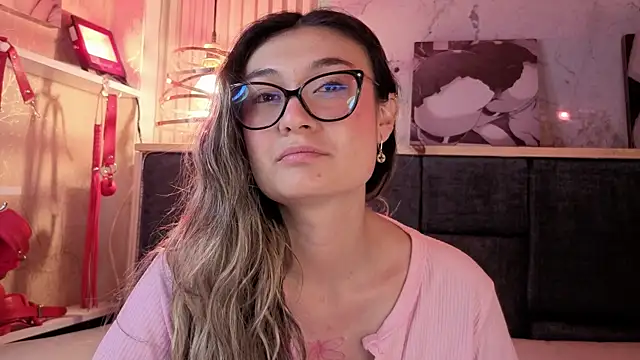 im-lola - Im-Lola's free webcam - UK Sex Cams