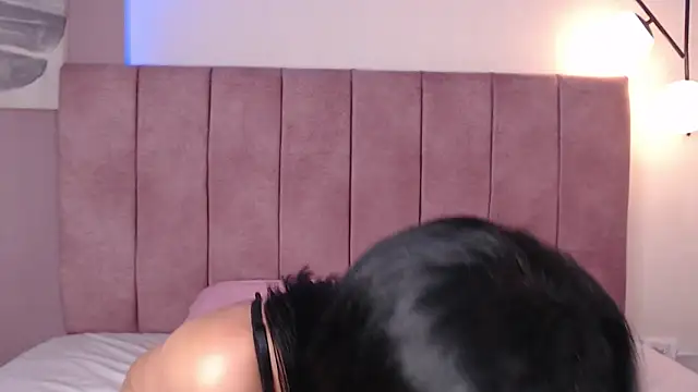 kira_voss - Kira_Voss's free webcam - UK Sex Cams