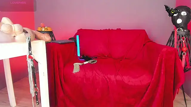 shaaroon_gold webcam