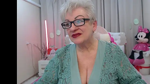 kaylesmoll - KayleSmoll's free webcam - UK Sex Cams