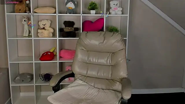 Jooyce_Howward webcam