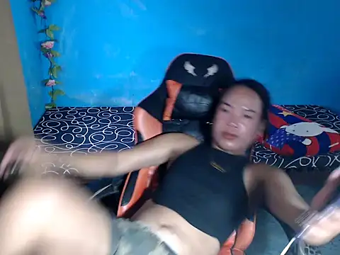 TsCyberBigCock69 webcam