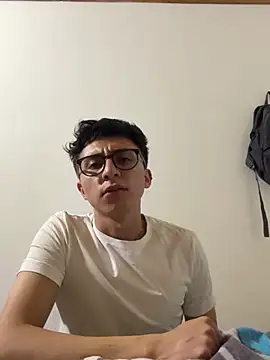 CamiRojas_boy webcam