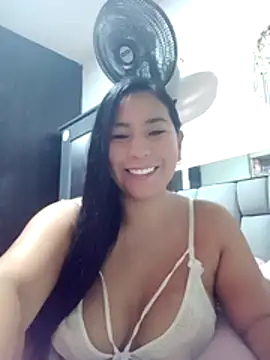 angelsashaa - AngelSashaa's free webcam - UK Sex Cams