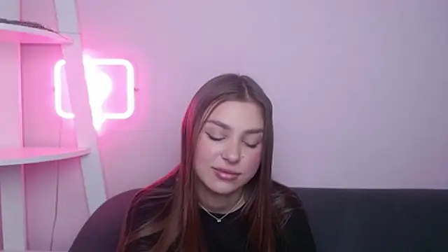 MilanaAngelAs webcam