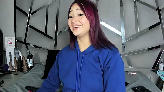 Catherinee69_x webcam