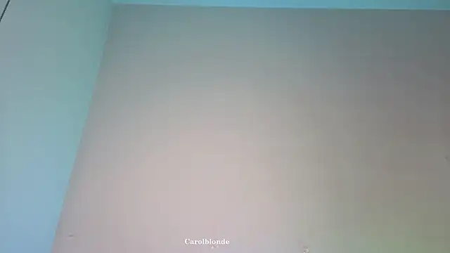 Carolblonde webcam