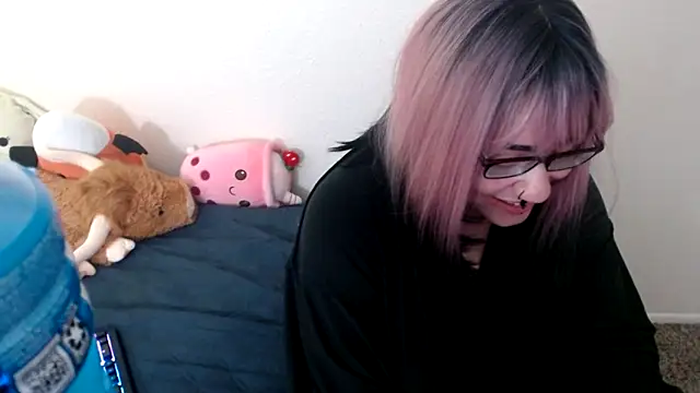 soft_mischief_ webcam