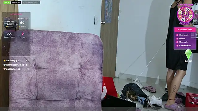 Malika_x_noor webcam