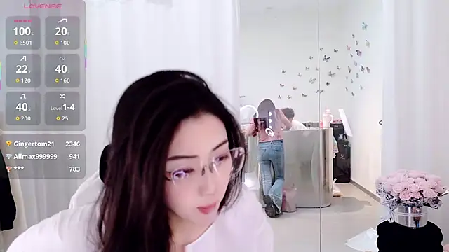 美女yangyang-777在线直播