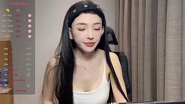 kiki-12 webcam
