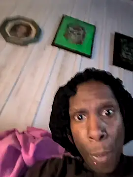 monkeygirl0202 webcam