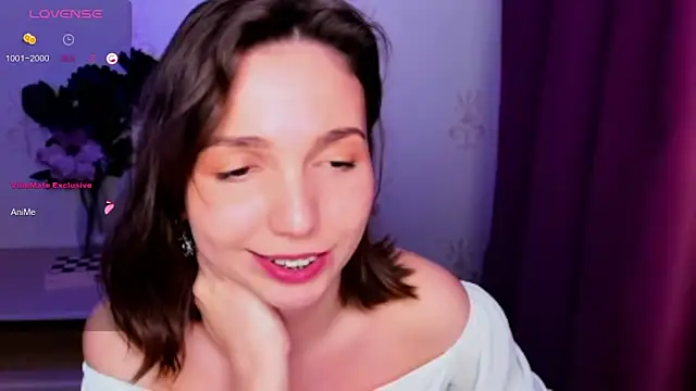 KindHazelHere_ webcam