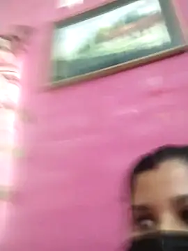 pinkisaha75 webcam