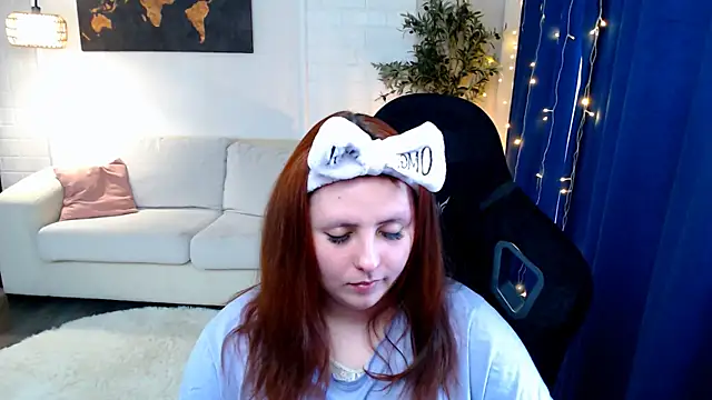 Hennessy_bunny webcam