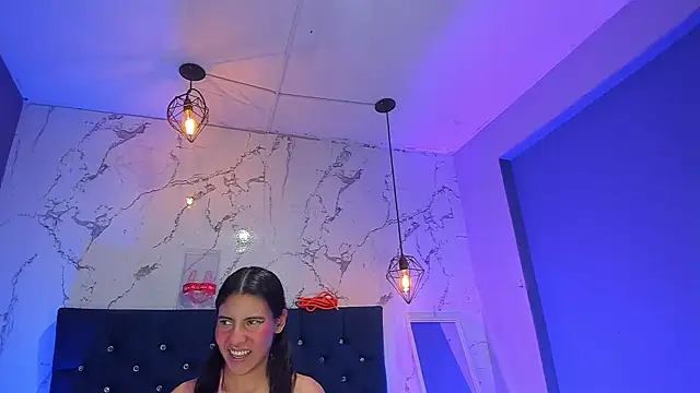 Dakotaa_Johnson webcam