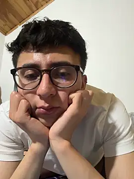 CamiRojas_boy webcam