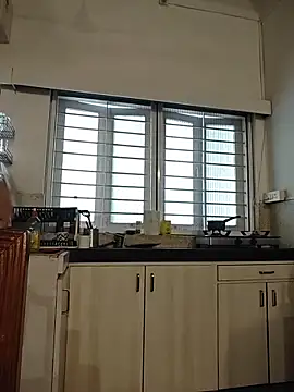 nakedmilfx - NakedMILFx's free webcam - UK Sex Cams