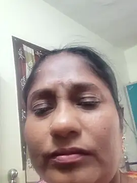 yamini1431 webcam
