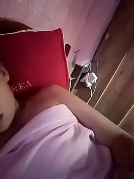 llomayy-love - Llomayy-love's free webcam - UK Sex Cams