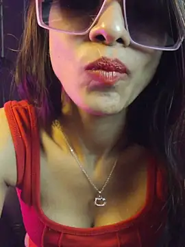 Ivy_the_goddess webcam